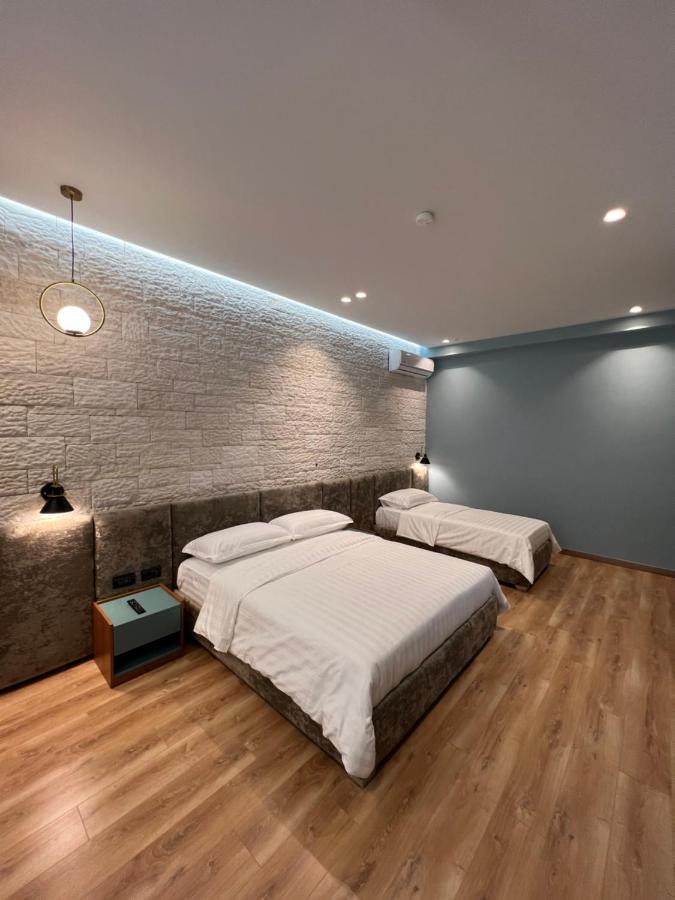 Bujtina Apsus Hotel Berat Exterior photo