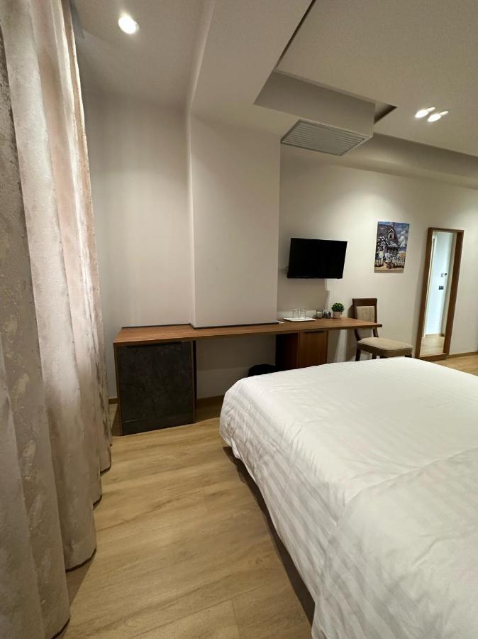 Bujtina Apsus Hotel Berat Exterior photo