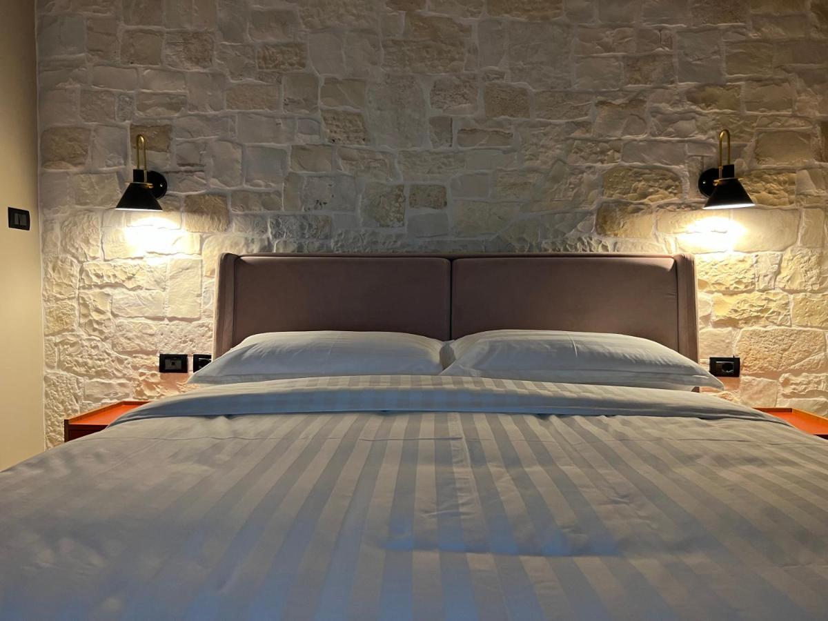 Bujtina Apsus Hotel Berat Exterior photo